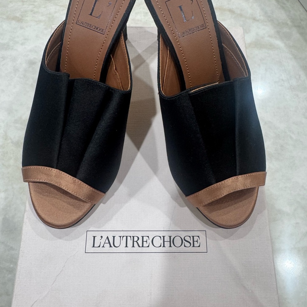 Black and Tan L’Autre Chose Women's Heels
